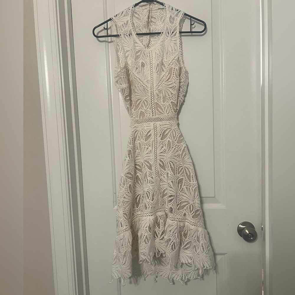 White Lace Back Cutout Mini Dress | s - Picture 2 of 9